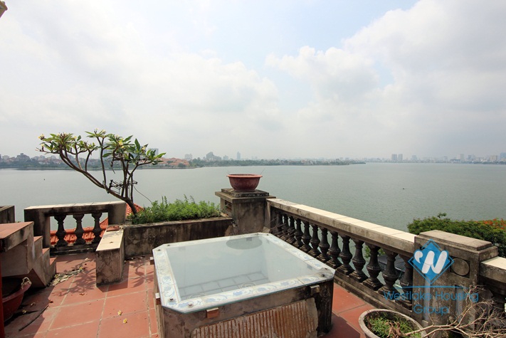 Lakeside colonial villa with lots of characters for rent in Tay Ho